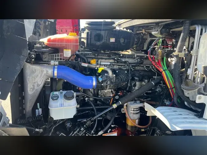 2022 WESTERN STAR 4900