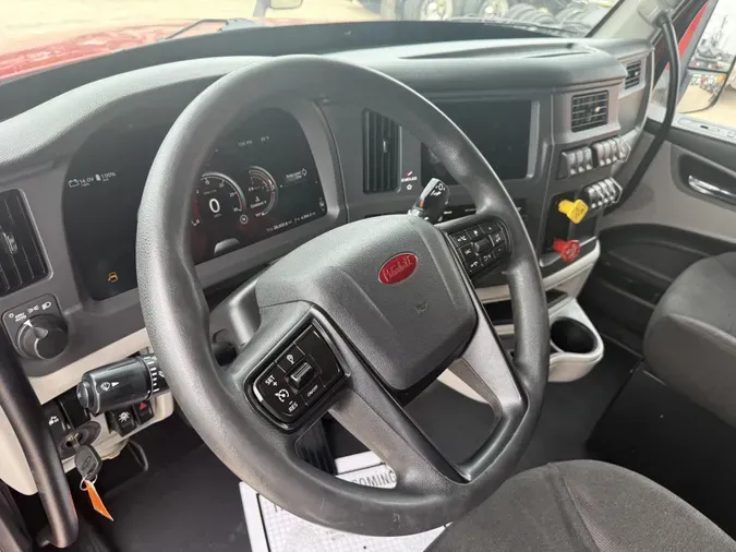 2022 Peterbilt 579