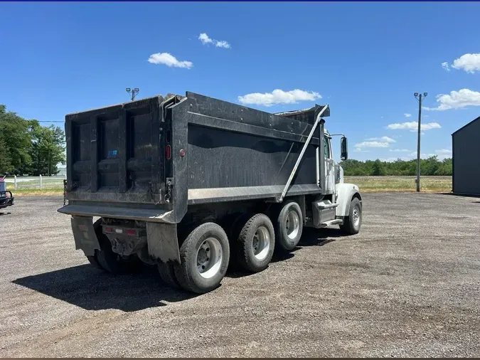 2016 FREIGHTLINER 122SD