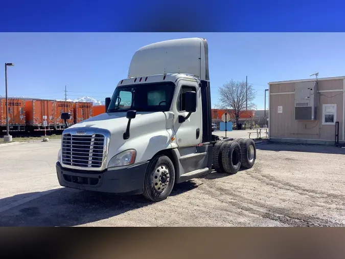 2019 Freightliner Cascadia 125