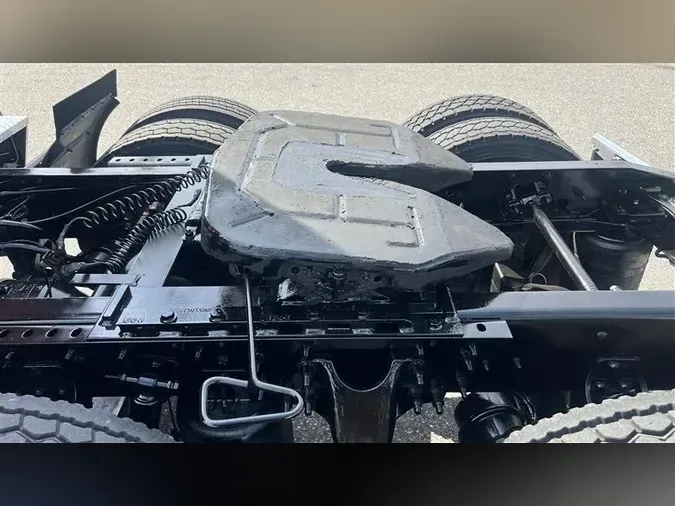 2022 INTERNATIONAL LT625