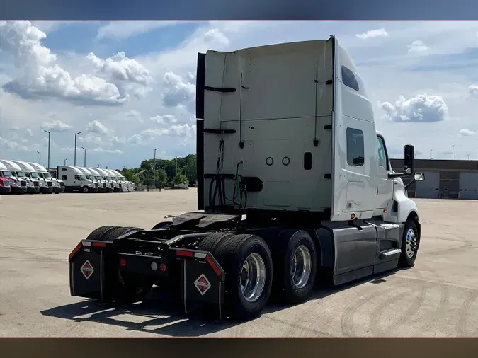2022 INT LT625 6x4