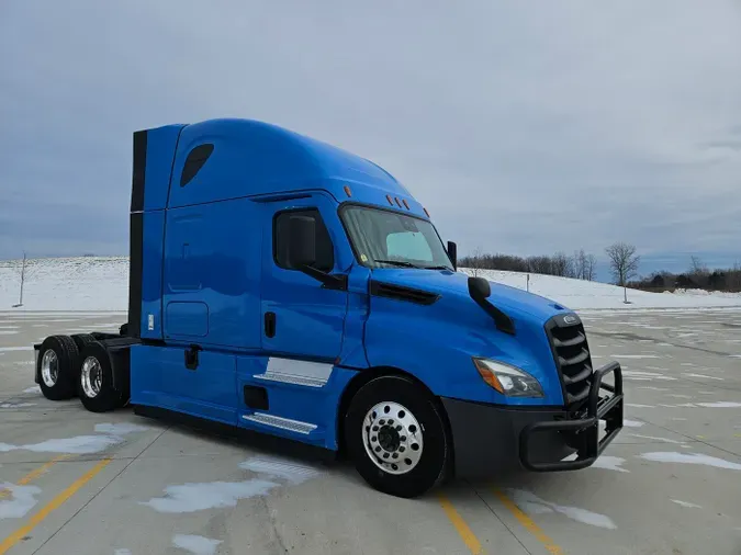 2022 Freightliner Cascadia