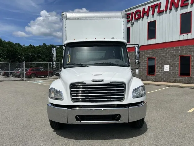 2019 Freightliner M2 106
