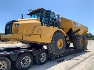 2019 CATERPILLAR 745