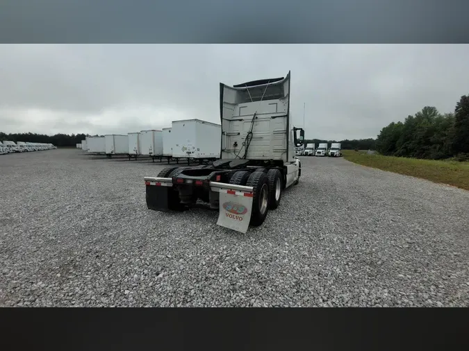 2018 Volvo VNL 740