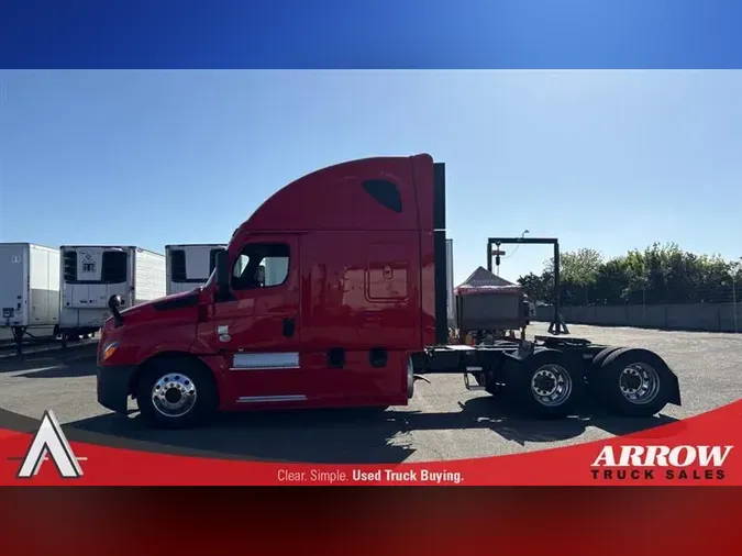 2022 FREIGHTLINER CA126