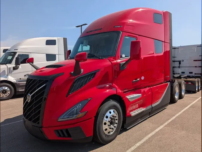2026 VOLVO VNL64T860
