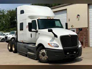 2021 INT LT625 6x4