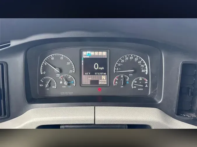 2020 FREIGHTLINER CA126