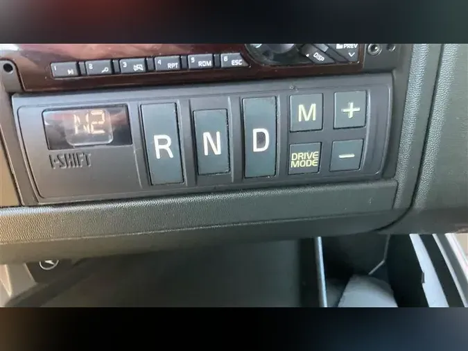 2021 VOLVO VNL760