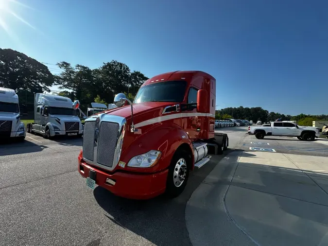2020 Kenworth T680