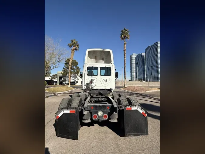 2019 FREIGHTLINER/MERCEDES CASCADIA 125