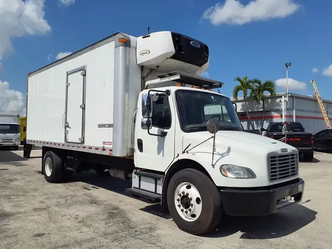 2020 FREIGHTLINER/MERCEDES M2 1068c1c38730e0a305a14a04eea965c5b01