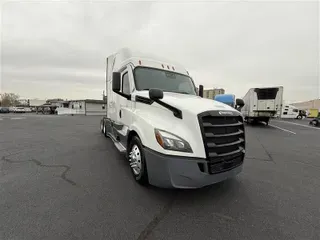 2021 FREIGHTLINER CA126