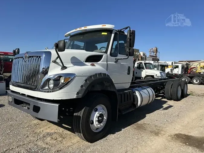 2016 INTERNATIONAL WORKSTAR 7600