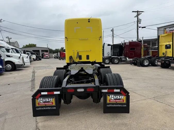 2023 Kenworth T680