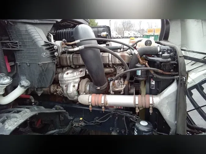 2020 Freightliner Cascadia 126