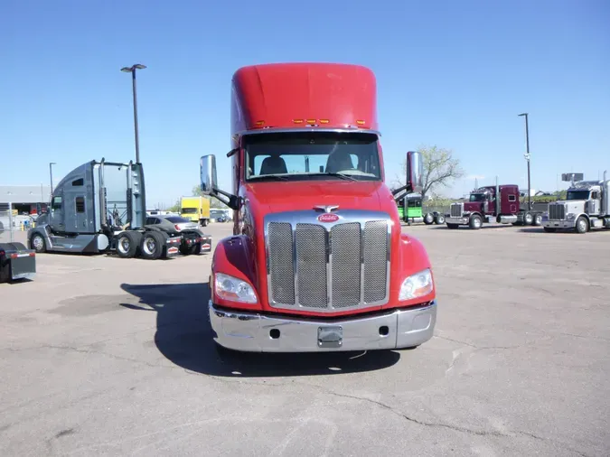 2022 Peterbilt 579