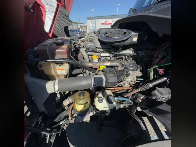 2019 FREIGHTLINER CASCADIA 125