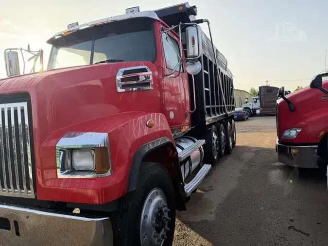 2016 WESTERN STAR 4700