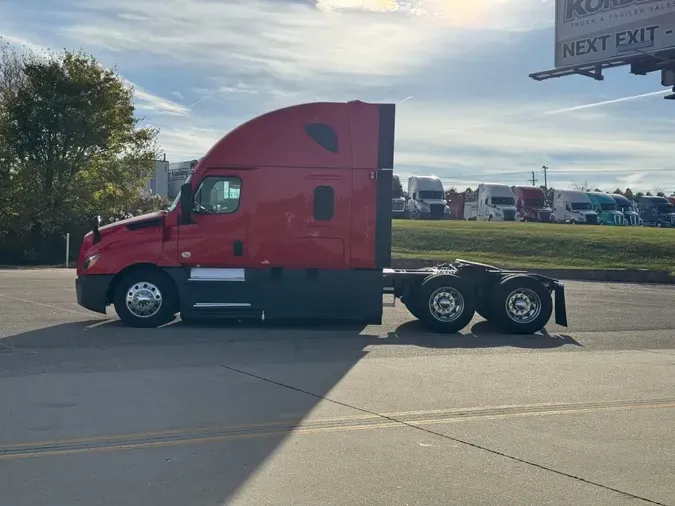 2022 FREIGHTLINER Cascadia 1268c329594caf10dec0c0e9b4e573b7d74
