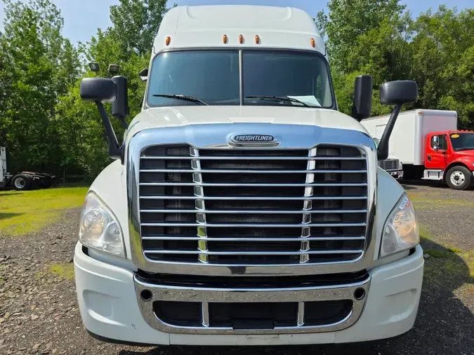 2020 FREIGHTLINER CASCADIA 125