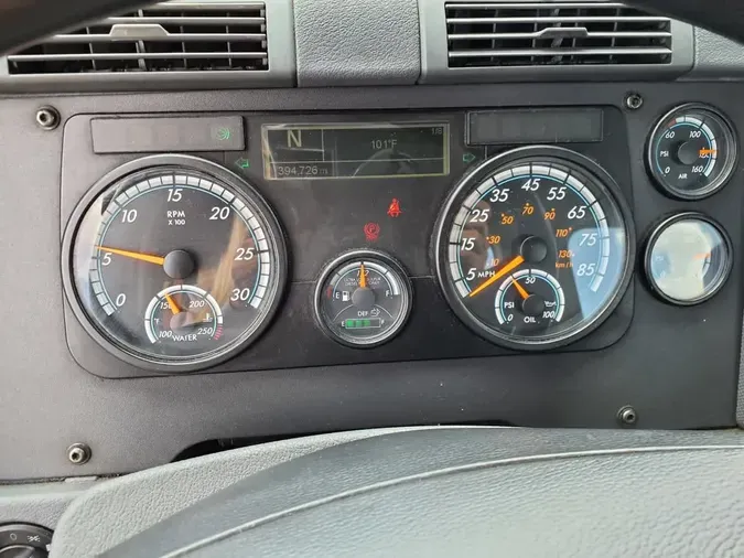 2019 FREIGHTLINER CASCADIA 113