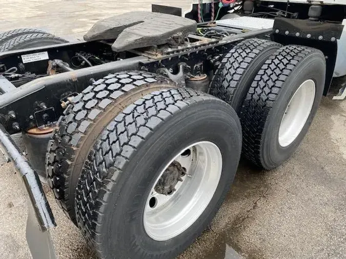 2020 International LT625
