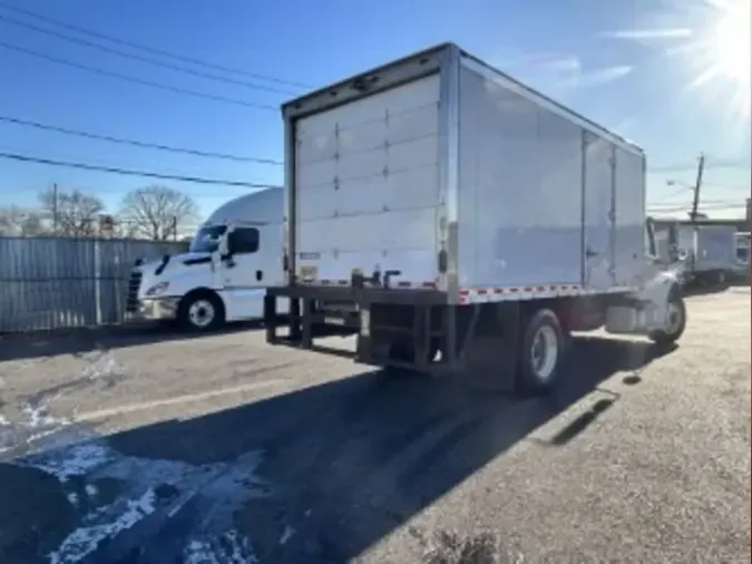 2019 FREIGHTLINER/MERCEDES M2 106