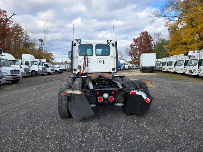 2020 FREIGHTLINER/MERCEDES NEW CASCADIA 116