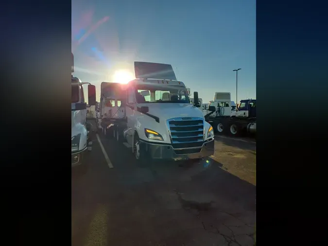 2021 FREIGHTLINER/MERCEDES NEW CASCADIA PX12664