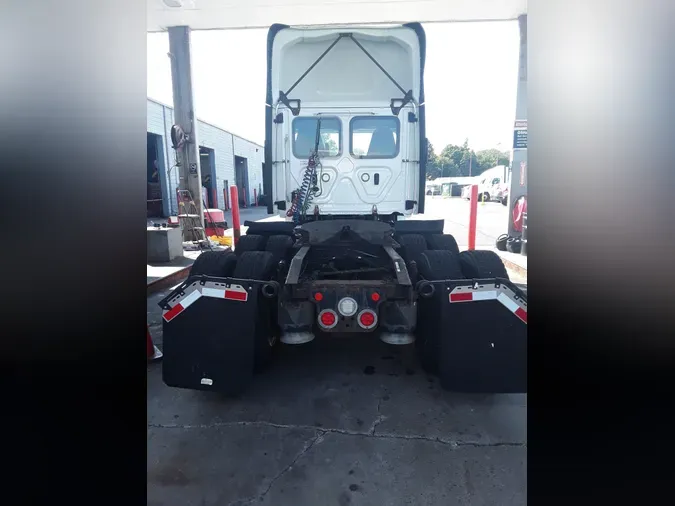 2019 FREIGHTLINER/MERCEDES NEW CASCADIA PX12664