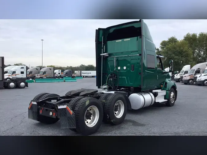 2021 International LT8c4b883625ff48abf26f4721753c0630