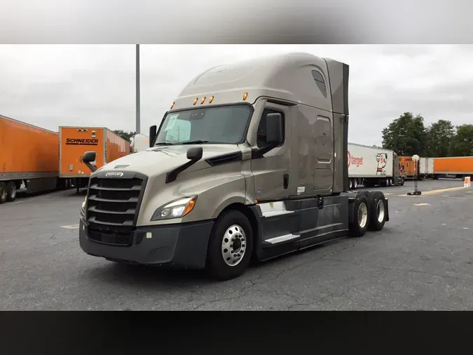 2022 Freightliner Cascadia 126
