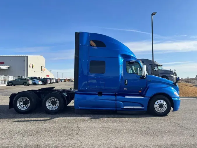 2022 International LT6258c4ea38743ab13ca56770250226331f1