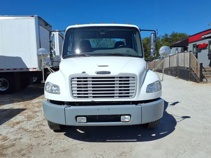 2020 FREIGHTLINER/MERCEDES M2 106