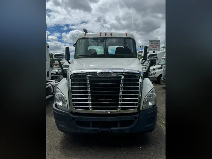 2015 FREIGHTLINER/MERCEDES CASCADIA 125