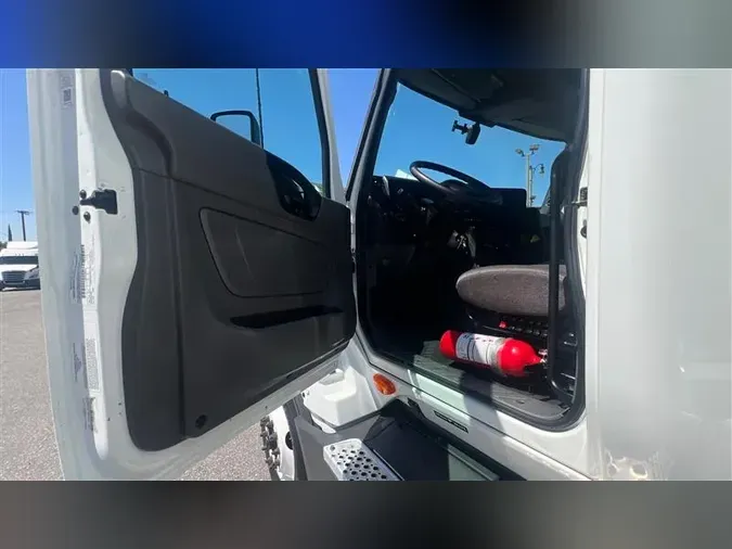 2022 INTERNATIONAL LT625