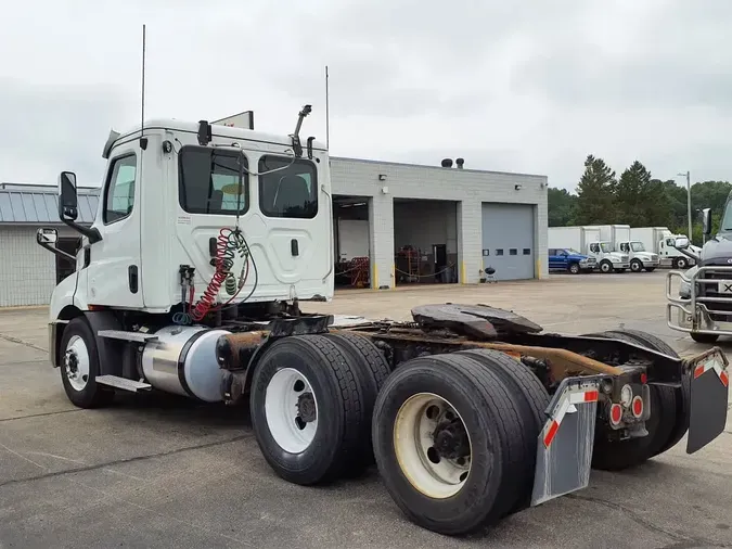 2020 FREIGHTLINER/MERCEDES NEW CASCADIA 1168c59a6795aa71062ea9173cfd4340a64