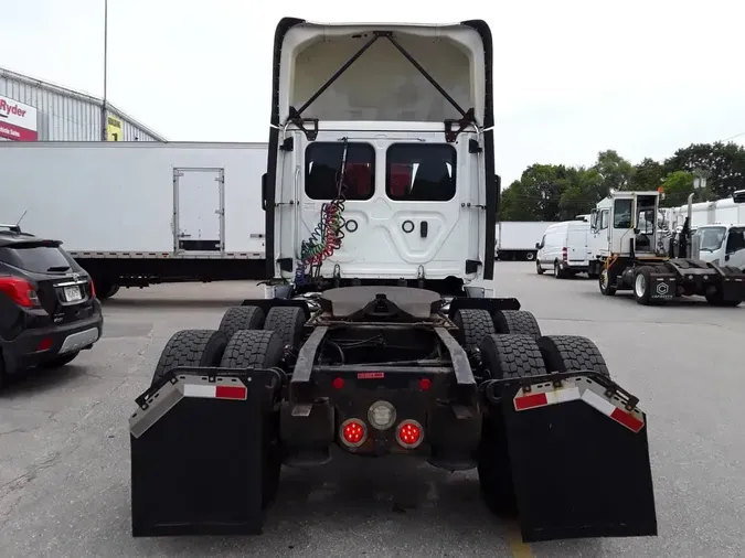 2019 FREIGHTLINER CASCADIA 125
