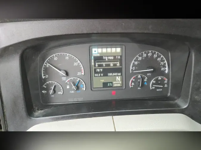 2020 Freightliner Cascadia 126