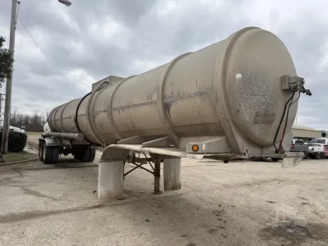 2005 HEIL 8c5d3078100153dfd82d092ecbe6cfdd