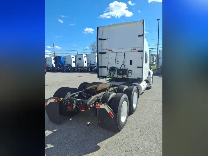 2019 NAVISTAR INTERNATIONAL LT625 SLPR CAB