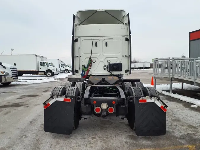 2020 FREIGHTLINER/MERCEDES NEW CASCADIA 116