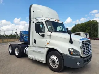 2019 FREIGHTLINER CASCADIA 125