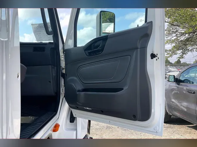 2021 INT LT625 6x4