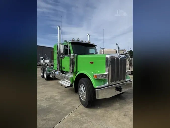 2026 PETERBILT 589