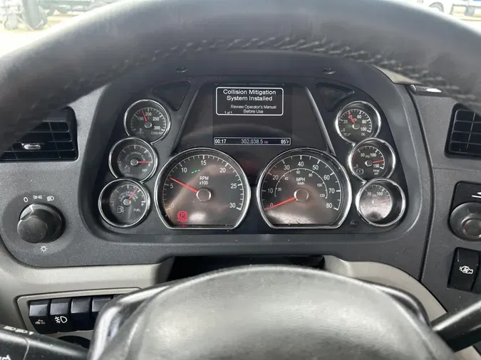 2020 Peterbilt 567