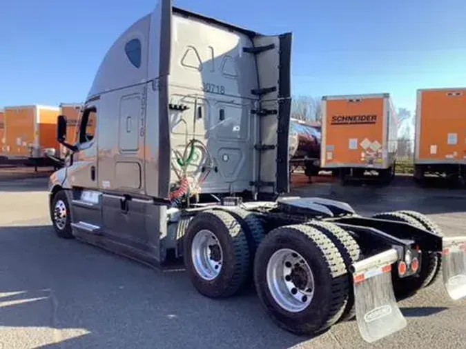 2024 Freightliner Cascadia